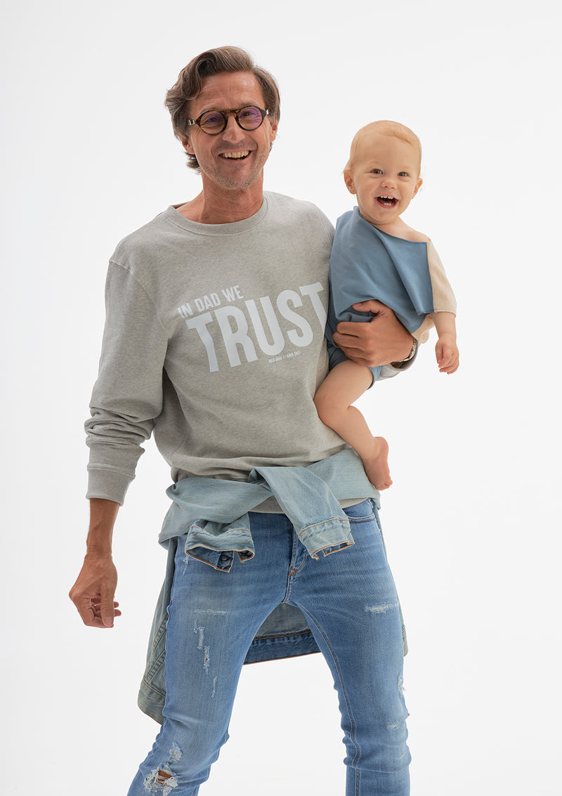 Sweatshirt 'In DAD We Trust'