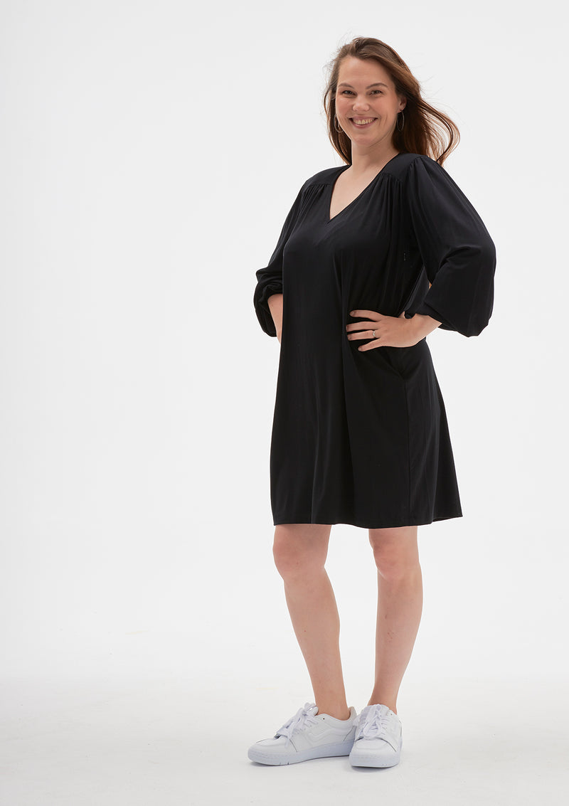 Vestido negro 'Nobody puts baby in a corner '