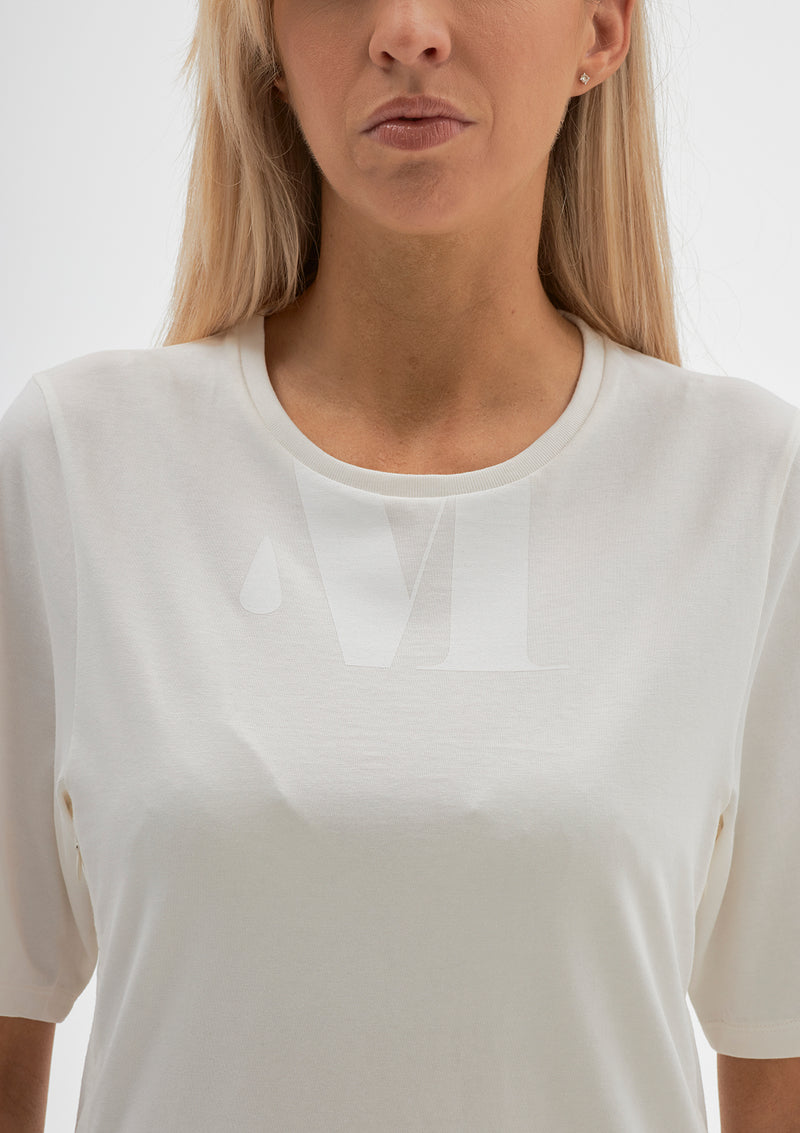 Camiseta blanca 'Who run the world? MUMS'